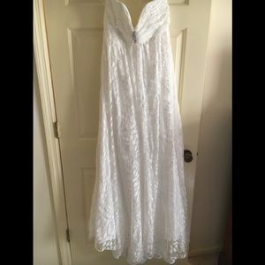 David’s bridal lace wedding dress